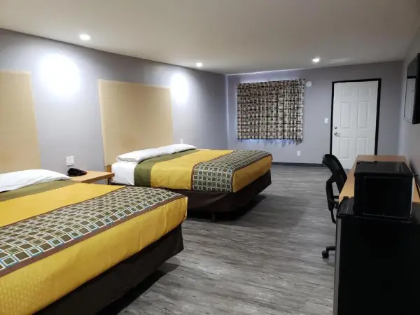 Regal Inn 7
